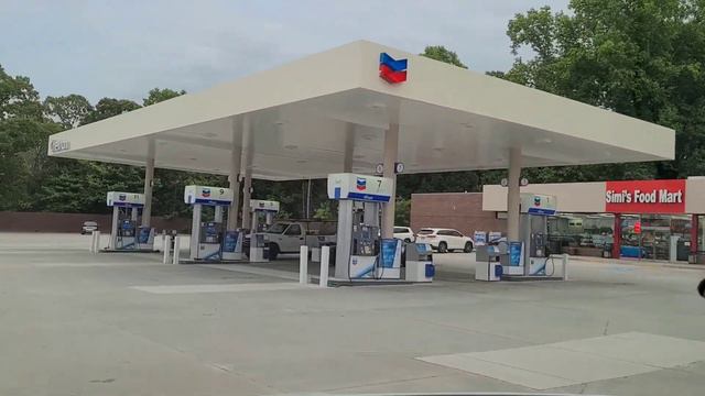 В Атланте пропал бензин. Ещё пару дней и город может парализовать. смотреть онлайн