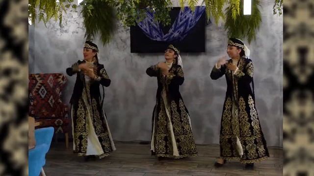 Студия танцев народов Ближнего Востока и Центральной Азии "РАКС". Узбекский танец "Мустахзод". смотреть онлайн