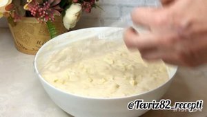Оладьи с яблоком дрожжевые