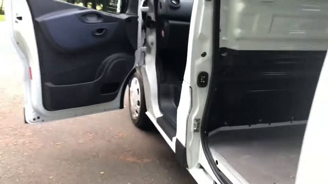 Vauxhall Vivaro 2015 ex BT 17,000 mls смотреть онлайн