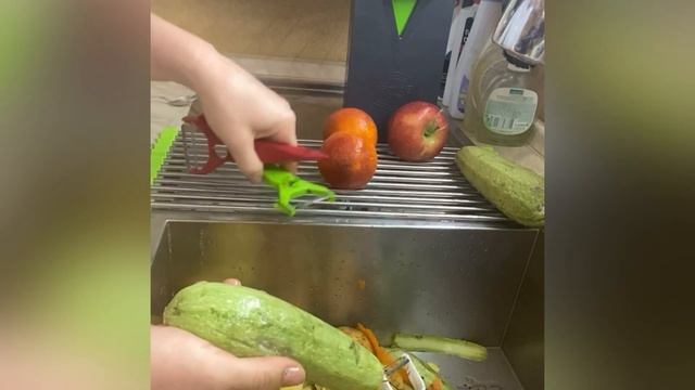 Возьмите меня правильно! Просьба от овощечистки смотреть онлайн