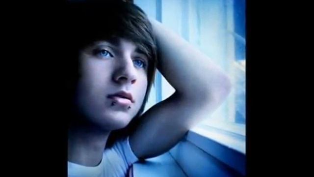 EmObOyzZ смотреть онлайн