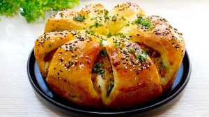 Вкусный пирог с капустой в духовке! Воздушное тесто и много начинки!