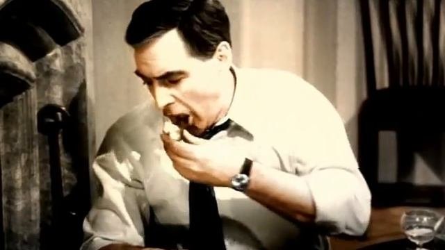 Штирлиц празднует 23 февраля  С праздником!