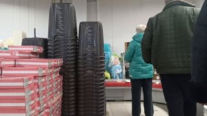 Долгая прогулка в тесном магазине.