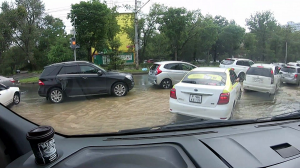 Залит водой Владивосток !