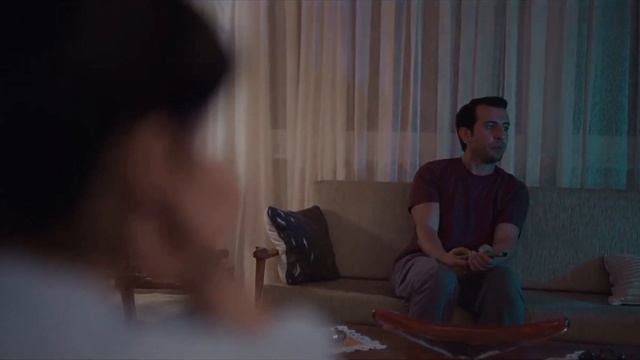 Aşk 101 | Tuncay Herşeyi Burcuya Yaptırıyor смотреть онлайн