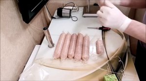 Вареная докторская колбаса. Это просто.