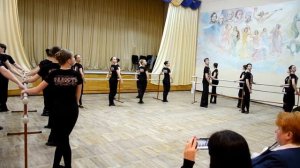 ГРАНД БАТМАН ЖЕТЕ на открытом занятии в Народном ансамбле танца РАДОСТЬ, г. Днепропетровск