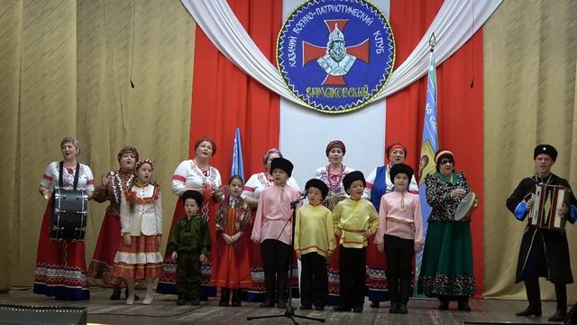 Во саду дерево цветет смотреть онлайн