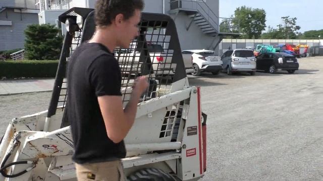 Обзор фронтального погрузчика TCM BOBCAT 315 из Японии за 485 000 руб.! Лучшая универсальная техник