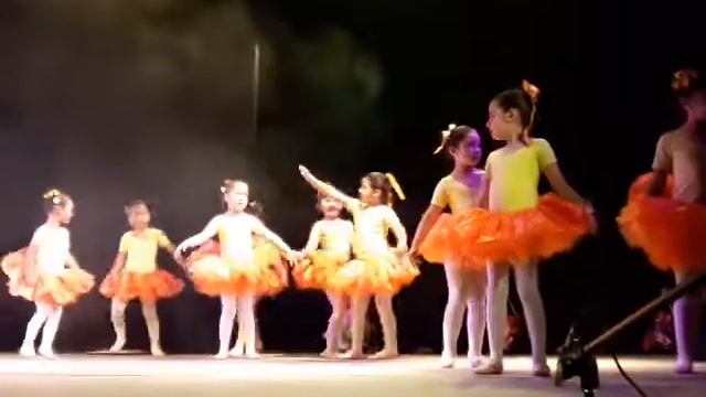 Ballet kinder b colegio San Sebastián, colina смотреть онлайн