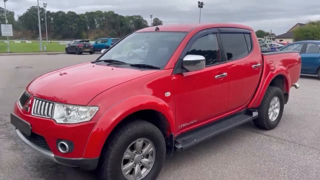 2012 MITSUBISHI L200 смотреть онлайн