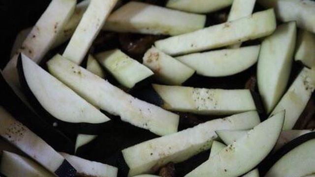Пикантный салат с говядиной