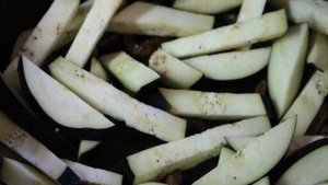 Пикантный салат с говядиной