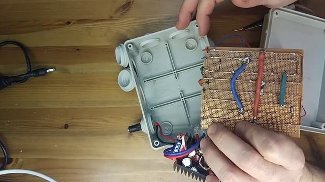 Конденсаторная точечная сварка. Собираем аппарат своими руками смотреть онлайн