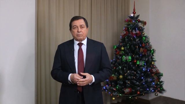 Ректор НИУ «БелГУ», Олег Полухин поздравляет ветеранов с Новым Годом и Рождеством
