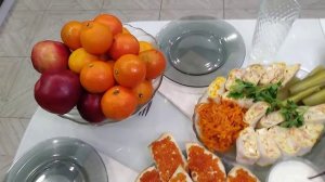 Новогодний стол за 30$. Бюджетный вариант праздничного стола. Что приготовить на Новый Год