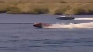 Плавающий автомобиль
