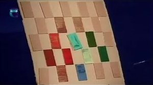 Уроки рисования (# 53) акварелью. Учимся имитировать фактуру материала: картон, дерево