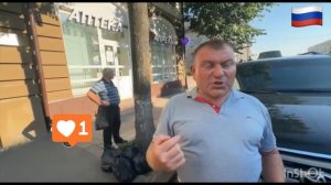Генерал Апти Алаудинов в Курске. Один из редких приездов. Моментально собираются люди, фотографируют
