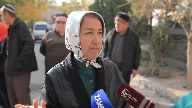 УЙИМИЗ ЁНИГА УЙ ҚУРИЛИШИДАН НОРОЗИМИЗ. АММО ҲЕЧ КИМ БИЗНИ ЭШТМАЯПТИ.