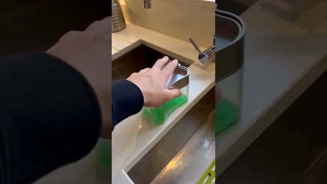 2-in-1 Scrubbing Liquid Detergent Dispenser
