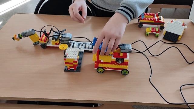 Лунарик Гимназия №1 Великий Новгород.mp4 смотреть онлайн