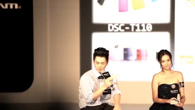 Mandy Lieu 在 Sony Cypershot TX100V, WX10, WX7, 3D Bloggie™ 高清輕便攝影相機發佈會