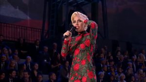 Lady Gaga - Million Reasons LIVE ( 2016 Victoria Secret Fashion Show)