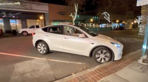 ИЛОН МАСК ПОРАДОВАЛ! ⭕️СВЕТОВОЕ ШОУ TESLA MODEL Y В НОВОМ ОБНОВЛЕНИИ ⭕️КРЕМНИЕВАЯ ДОЛИНА США