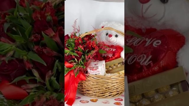 Подарок любимой девушке #подарокна14февраля #подарокнаденьвлюблённых #корзинацветов #8мартаподарок