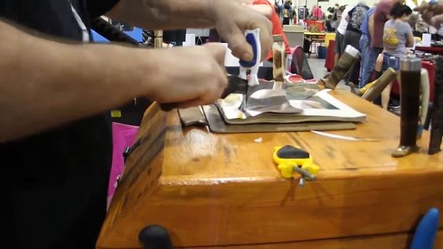 Sharpening  440-c Stainless steel  and D-2 Benchmade pocketknives to Shaving Sharp with in minutes.