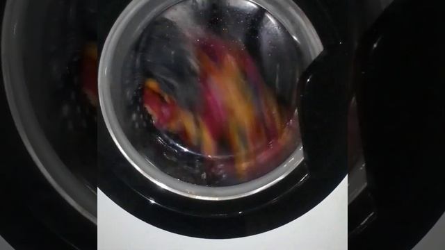 стирка цветного / Индезит EWSD 51031 / смешанное 30' 30°/ старт и процесс стирки. смотреть онлайн