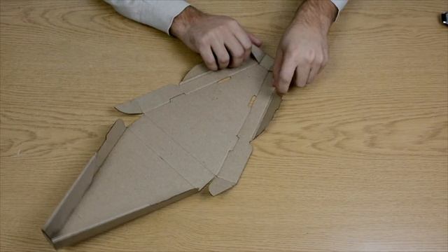 Треугольная коробка для пиццы от компании Центр упаковочных решений смотреть онлайн