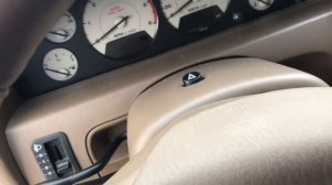 Установка предпускового насоса подкачки на Джип Гранд Чероки Лимитед 2,7