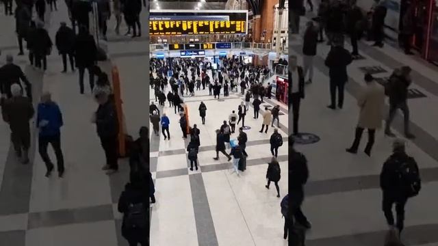 Liverpool street station in London city