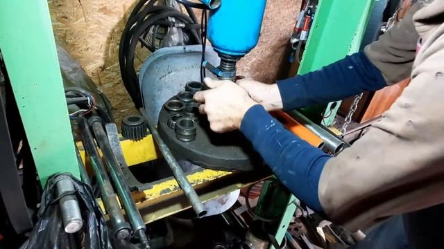 Замена подшибника в муфте компрессора от климатконтроля. смотреть онлайн