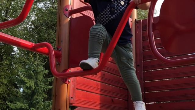 Сказка про маленького мальчика Святослава . a fairy tale about a little boy смотреть онлайн