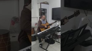 Листья пожелтевшие промокшие