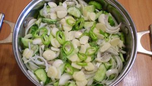 Салат Нежинский