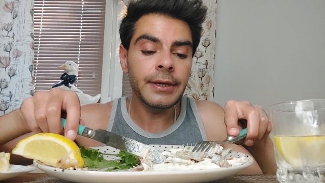 Мукбанг:РЫБА?НА ГРИЛЕ.У МЕНЯ НА ПЛЯЖЕ? ЕСТЬ СВОЁ МЕСТО