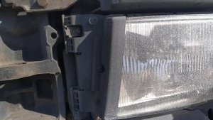 Как заменить лампочку ближнего света Скания r420