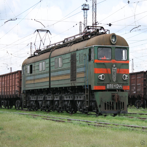 ВЛ8М-1244 На перегоне 175 километр-178 километр ВЛ8М-1244 На перегонi 175 кiлометр-178 кiлометр