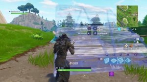 КАК БЫСТРО СТРОИТЬСЯ В FORTNITE НА PS4