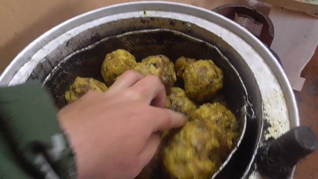 Перетопка воска. Простой способ вытопки. Топлю воск в воскотопке.