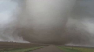 5 невероятных ТОРНАДО, снятых с близкого расстояния