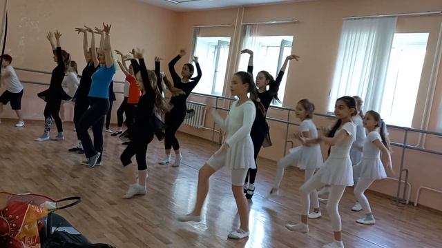 '' Уличные танцы '' - 1 часть