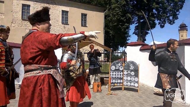 Историческая реконструкция польских гусар