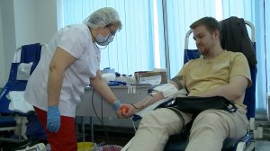 (12+) «Дарю жизнь»: 50 человек сдали кровь в Национальный день донора в Мытищах
